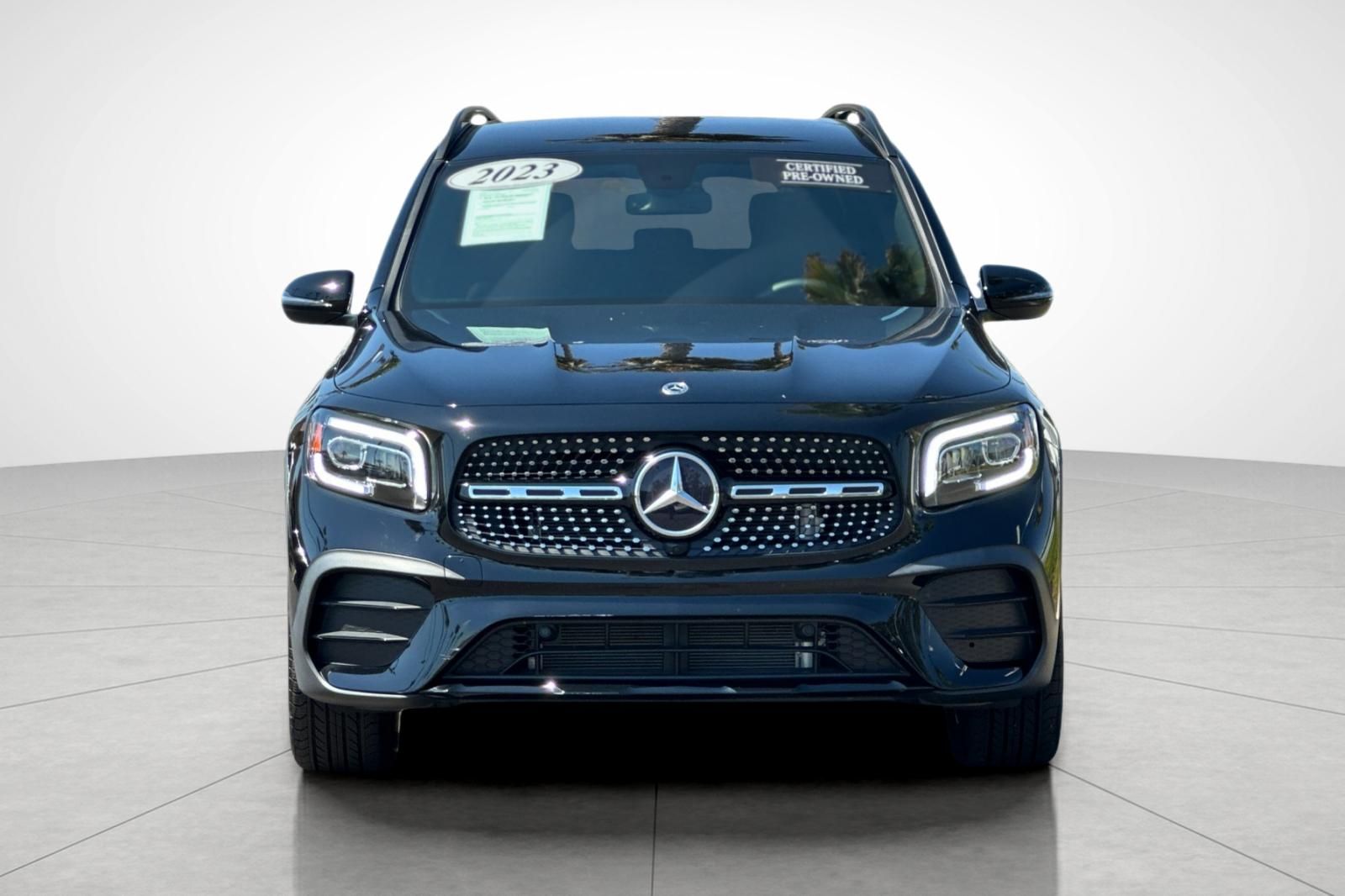 2023 Mercedes Benz GLB 250 4MATIC photo 3