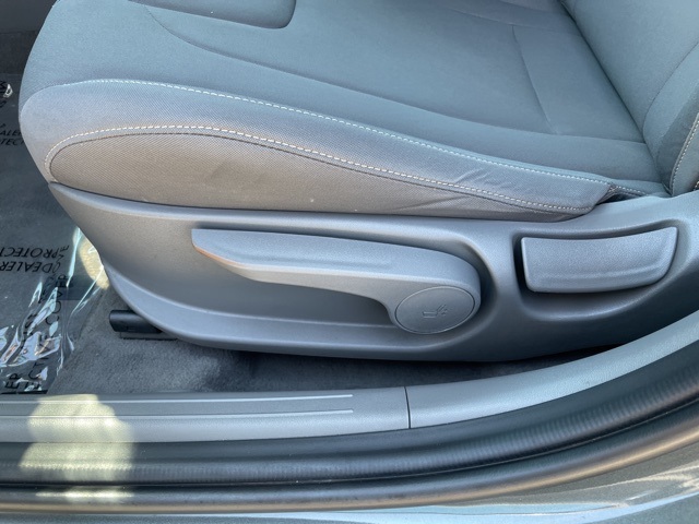 2024 Hyundai Elantra SEL photo 20