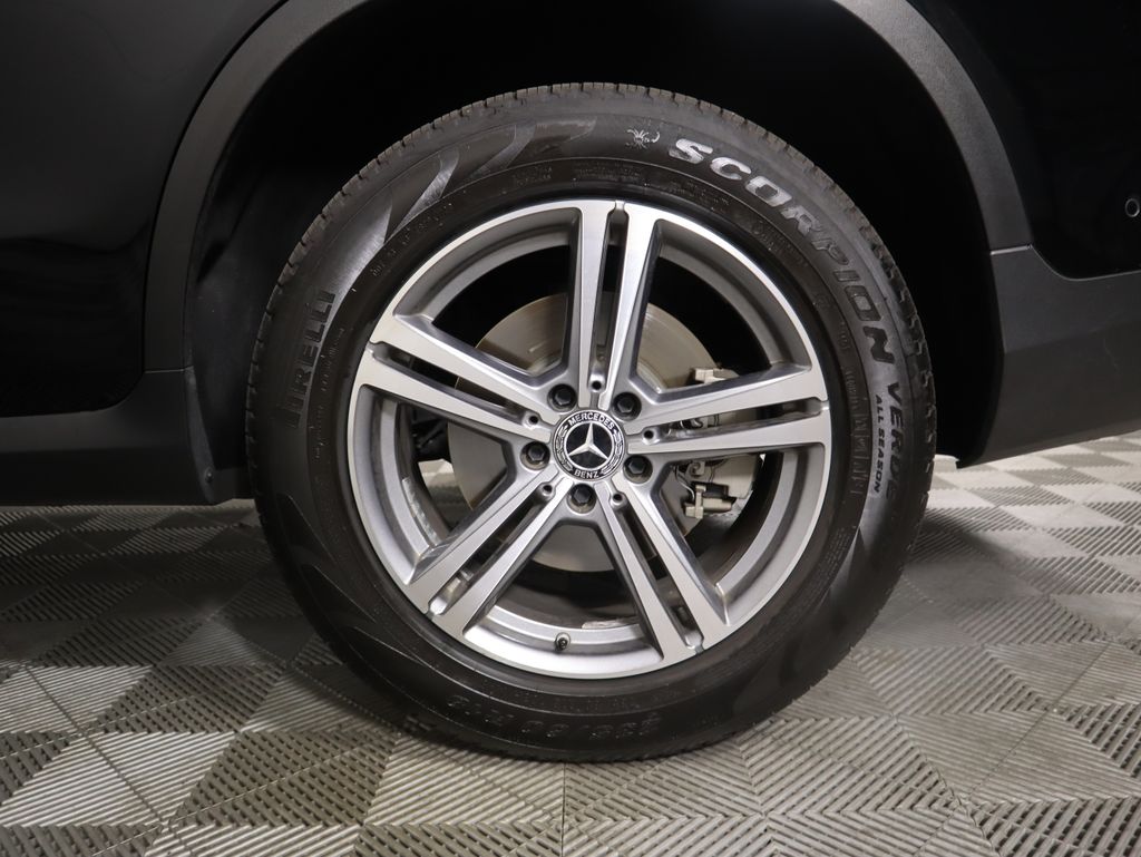 2022 Mercedes Benz GLC 300 S photo 29