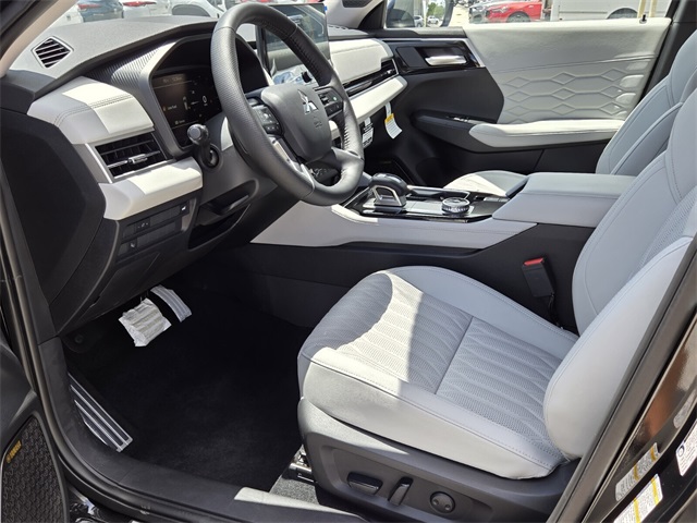 2025 Mitsubishi Outlander SEL GT photo 8