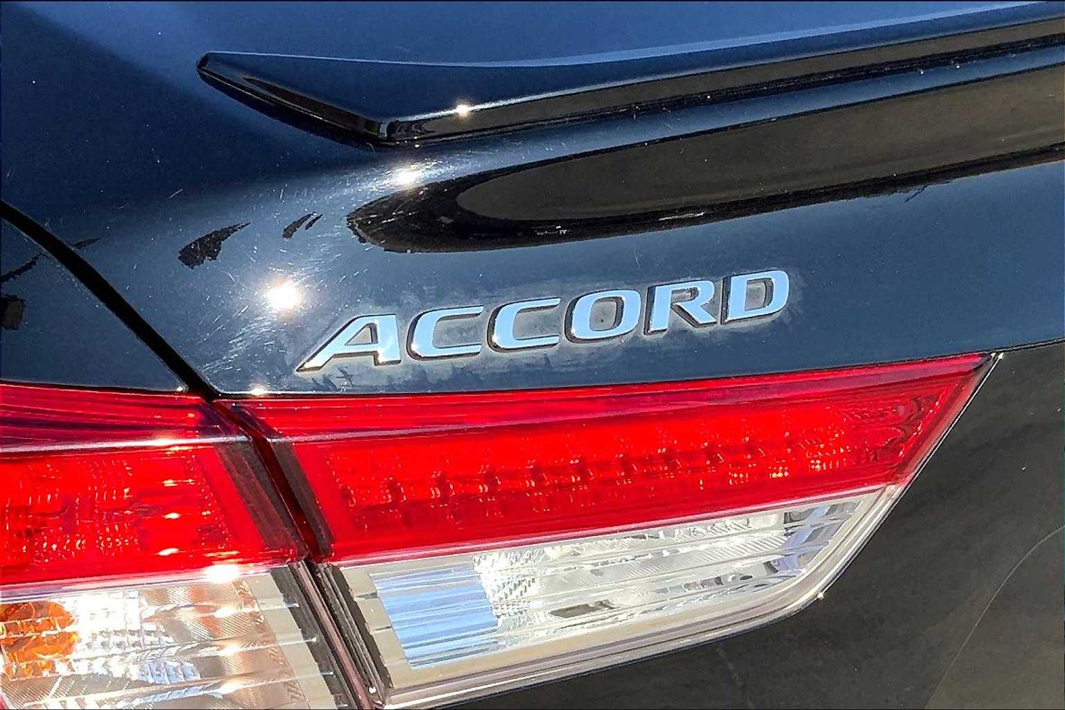 2022 Honda Accord Sport SE photo 29