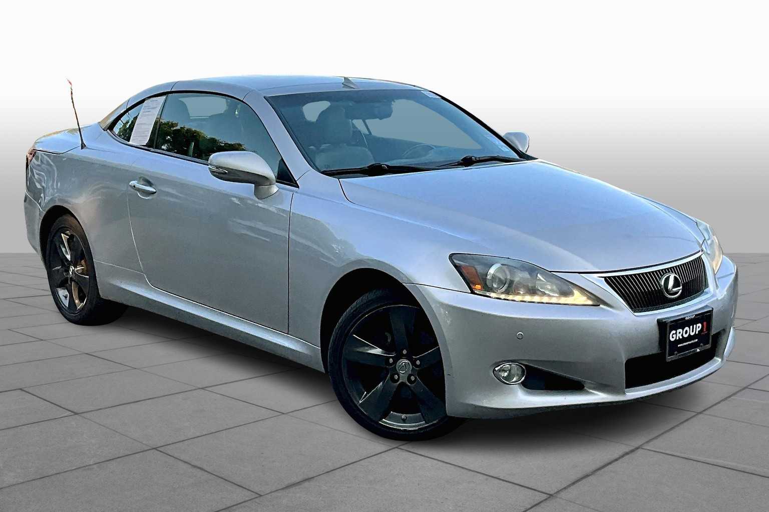 2011 Lexus IS 250C photo 2