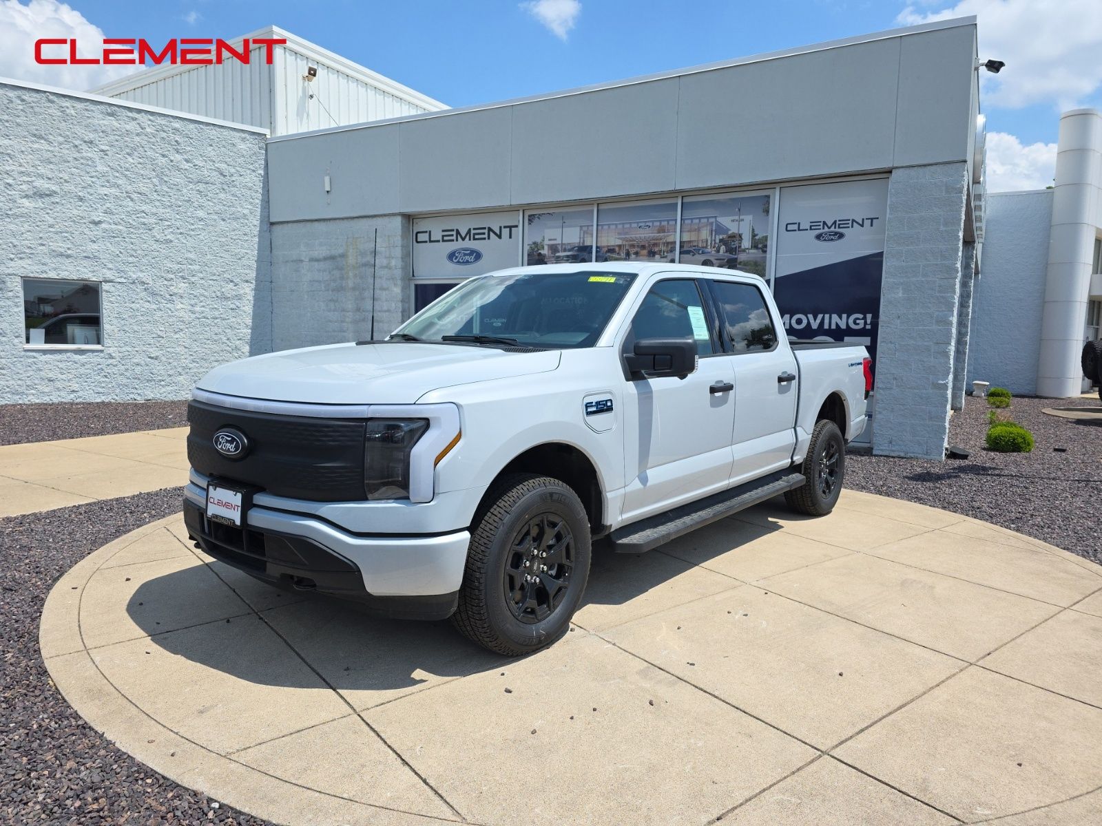 2025 Ford F-150 Lightning XLT's photo