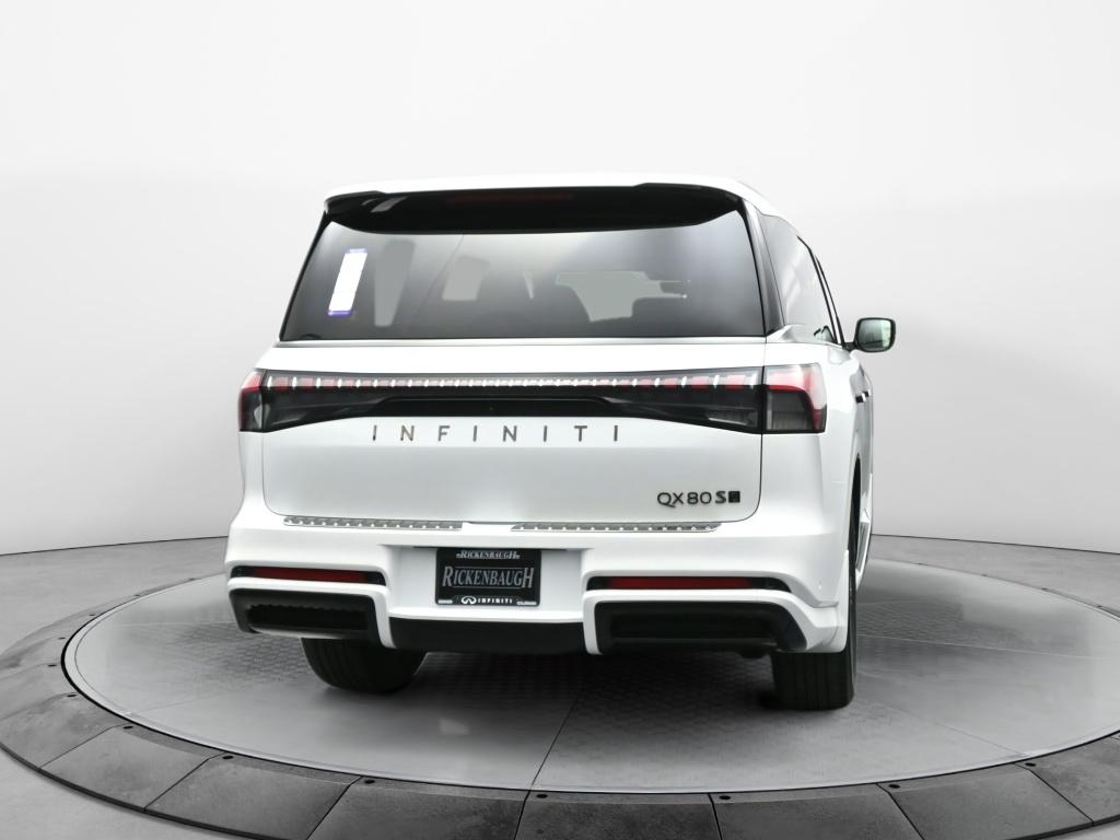 2026 Infiniti QX80 Sensory photo 5