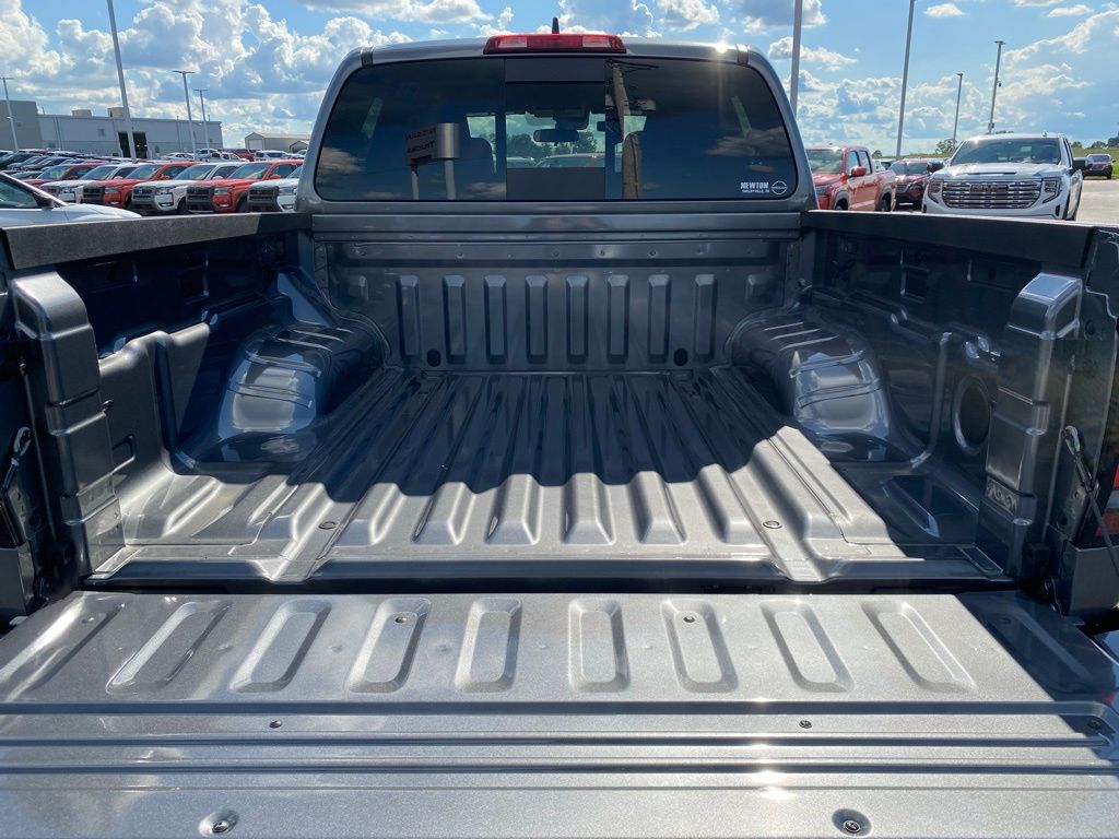 2025 Nissan Frontier PRO-4X photo 30