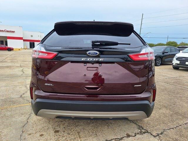 2024 Ford Edge SEL photo 4