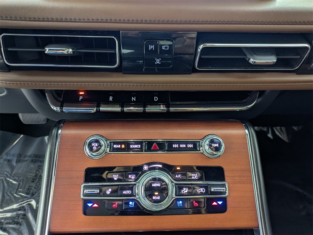 2021 Lincoln Aviator Grand Touring photo 24