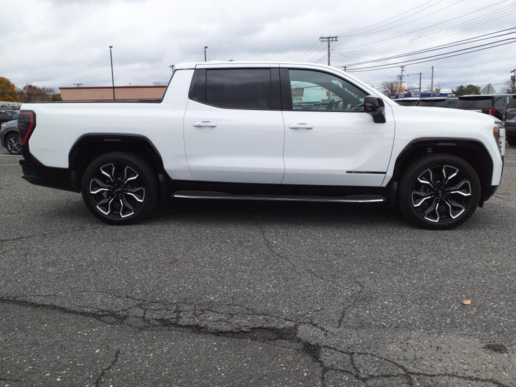 2025 Gmc Sierra EV Denali photo 4