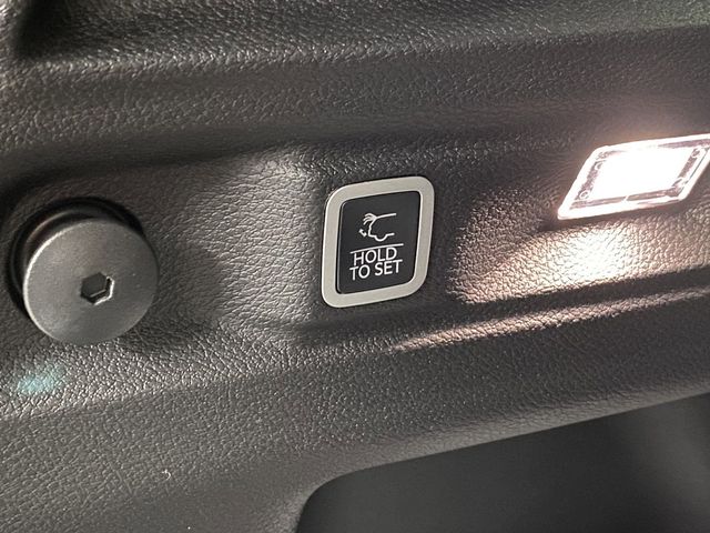 2025 Jeep Grand Cherokee Altitude photo 14