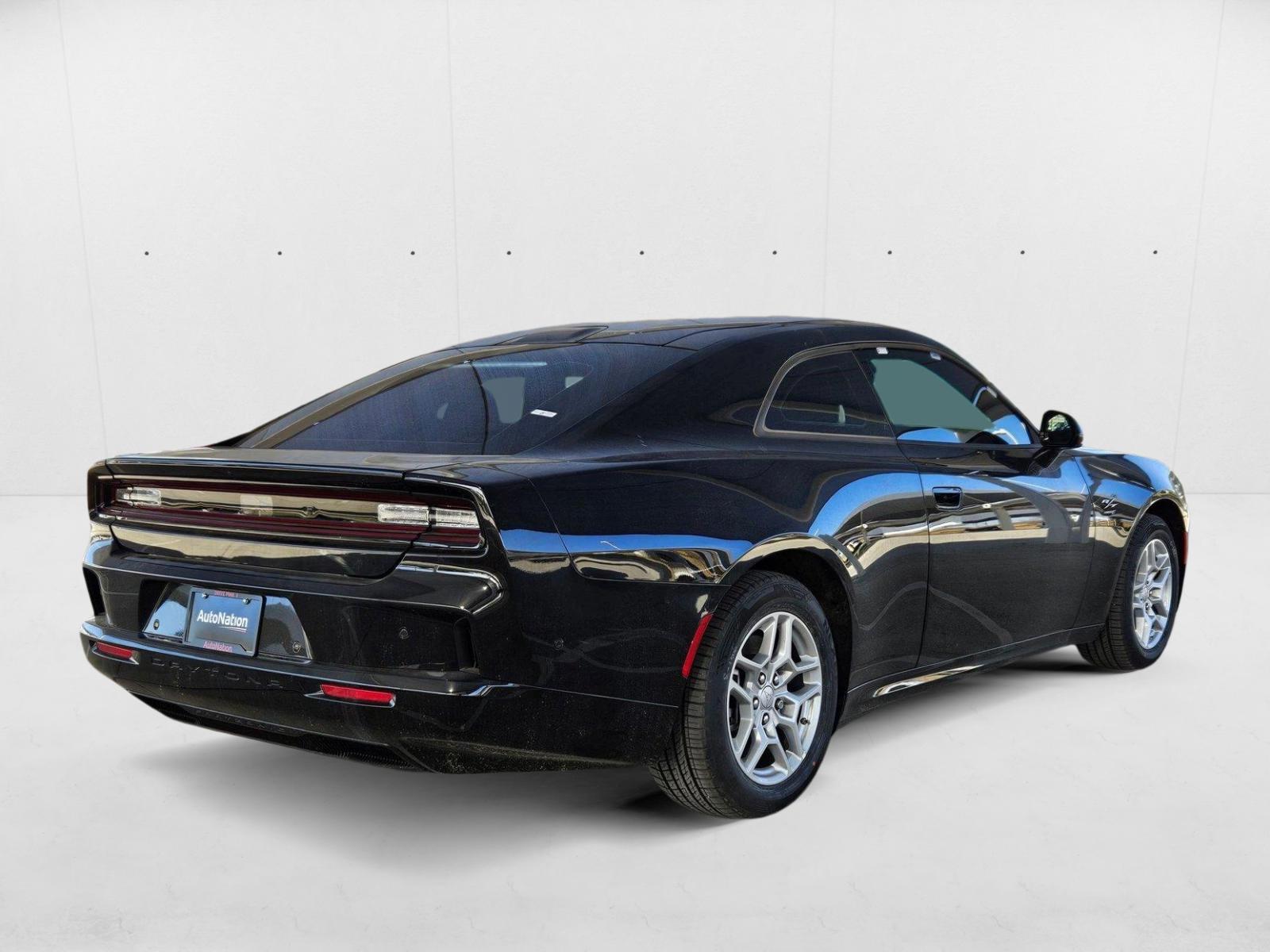 2025 Dodge Charger Daytona R/T photo 2