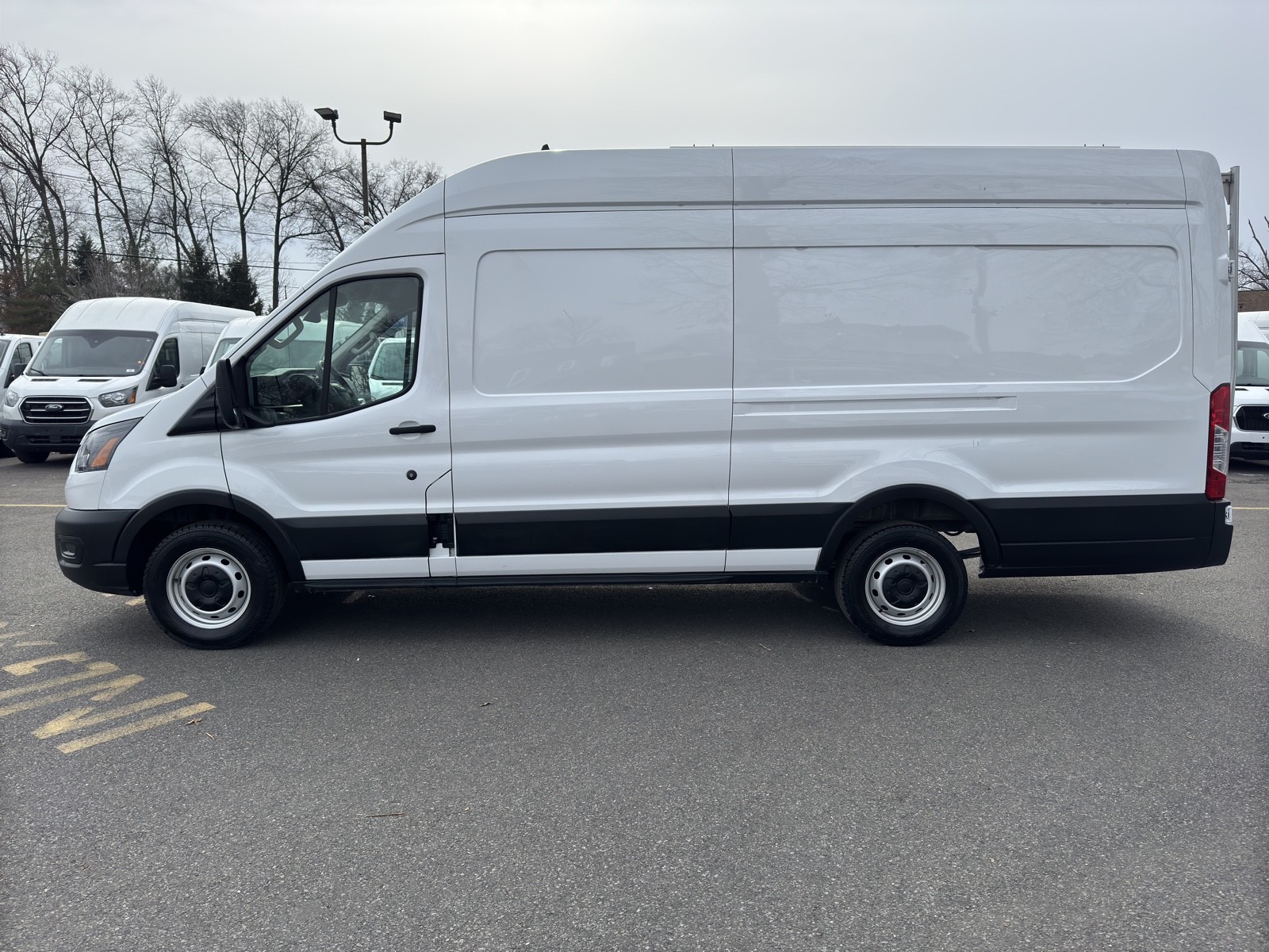 2023 Ford Transit Cargo Van photo 4