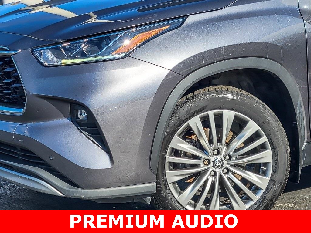 2021 Toyota Highlander Hybrid Platinum photo 3