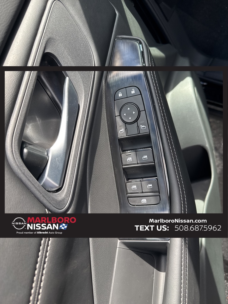 2026 Nissan Rogue SV photo 21