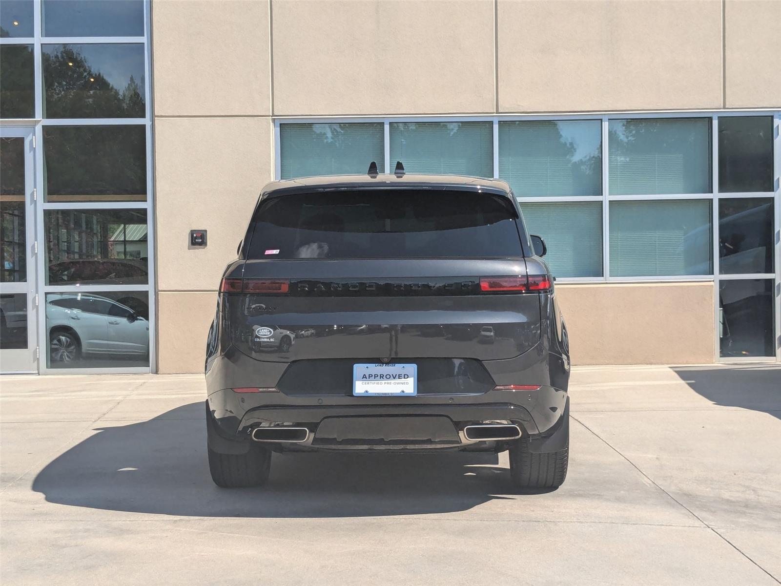 2024 Land Rover Range Rover Sport SE photo 6