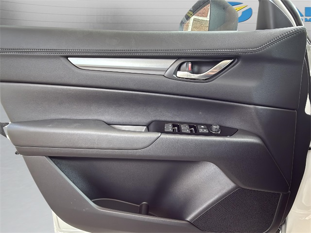 2025 Mazda CX-5 2.5 Select photo 33