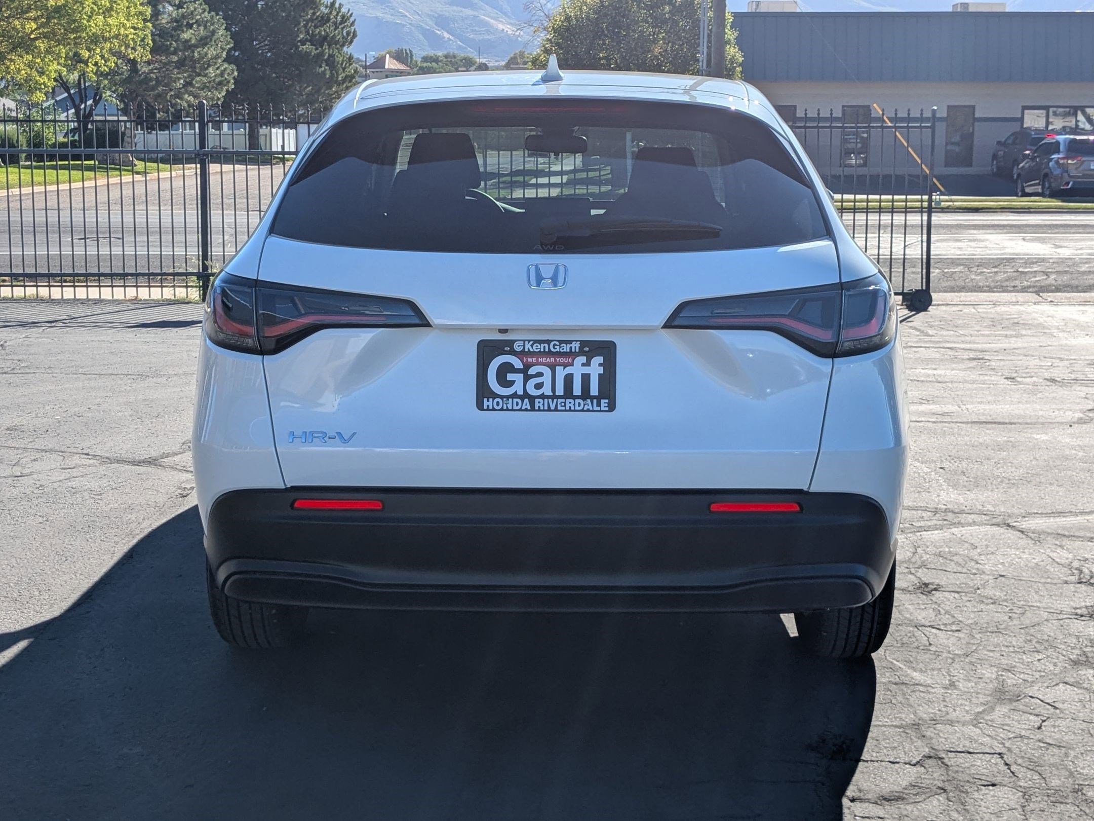 2026 Honda HR-V LX photo 3