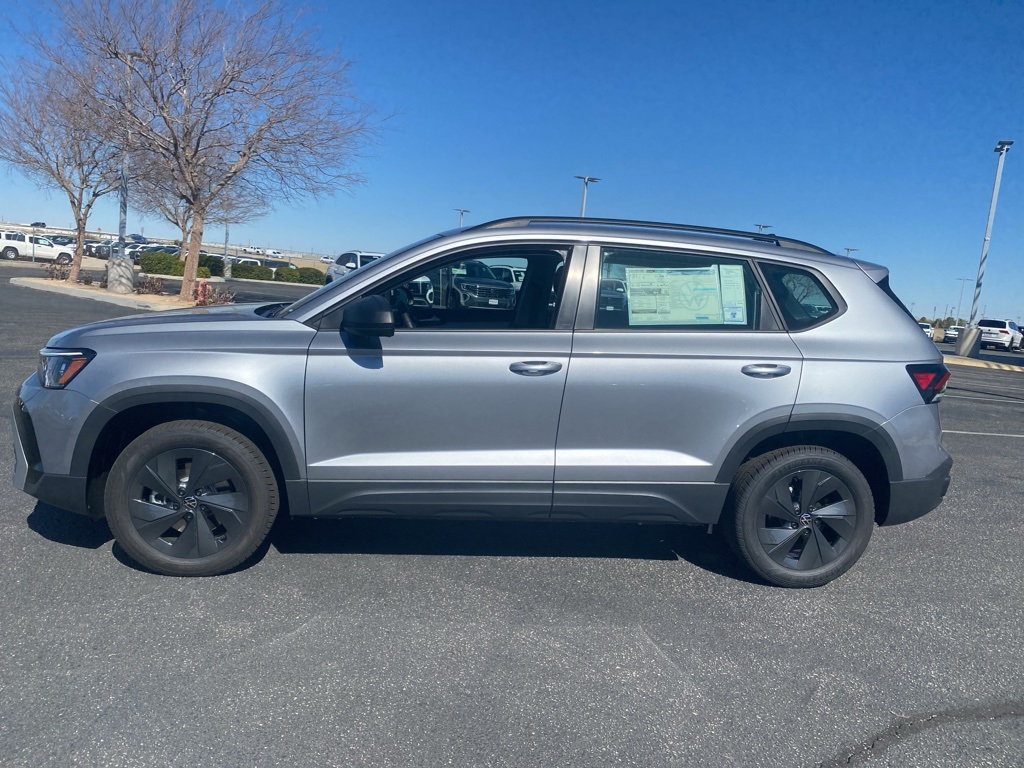 2025 Volkswagen Taos S photo 4