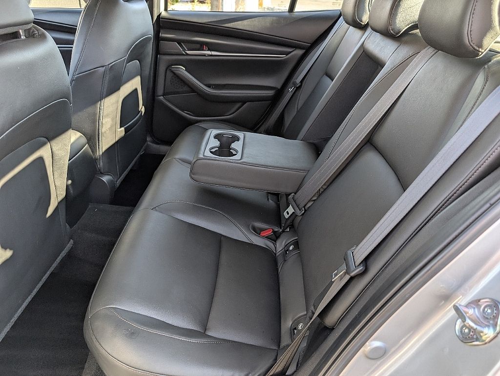 2020 Mazda Mazda3 Select photo 18