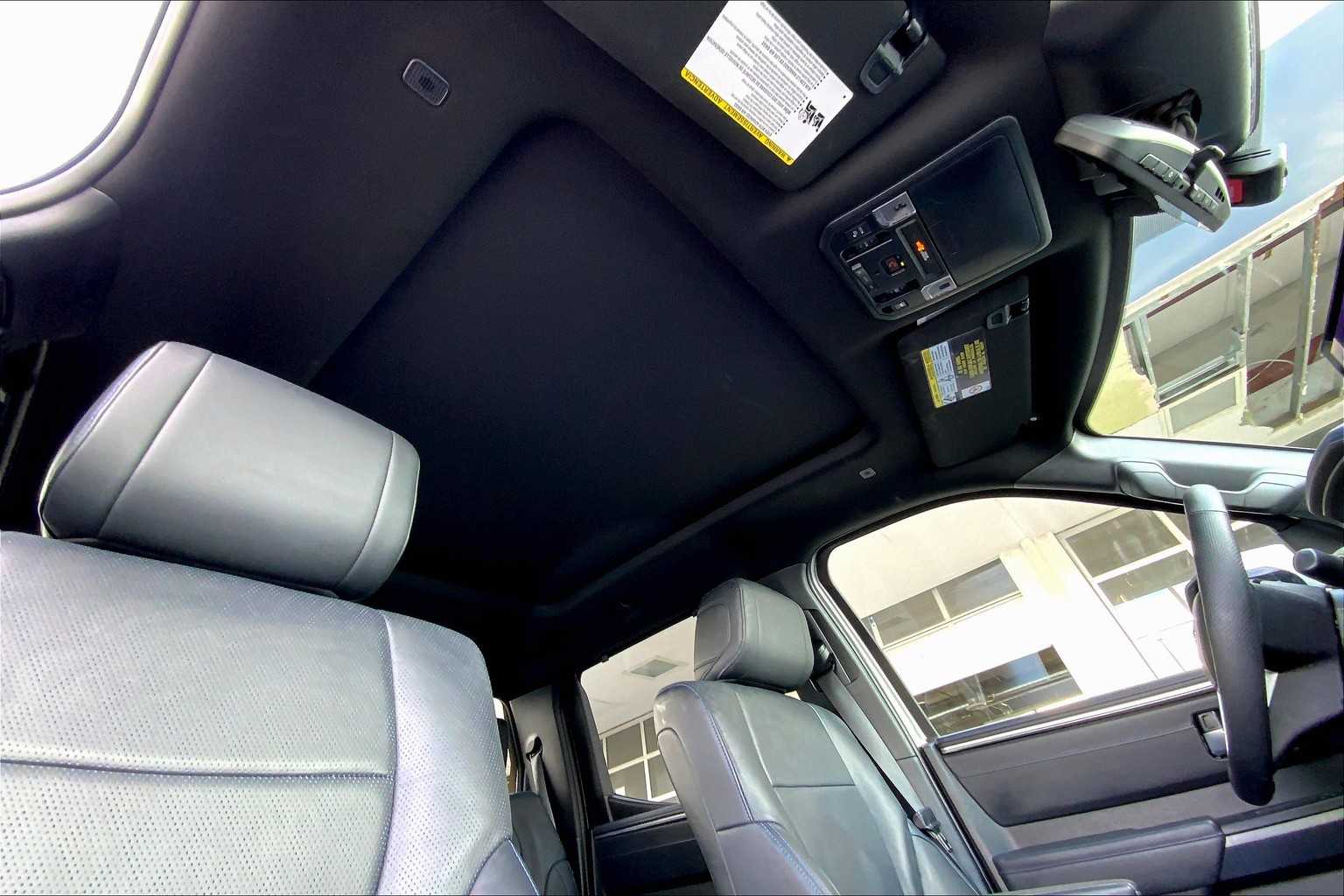 2025 Toyota Tundra Platinum CrewMax photo 13