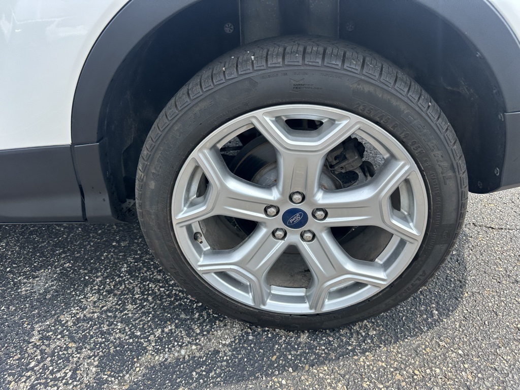 2019 Ford Escape Titanium photo 31
