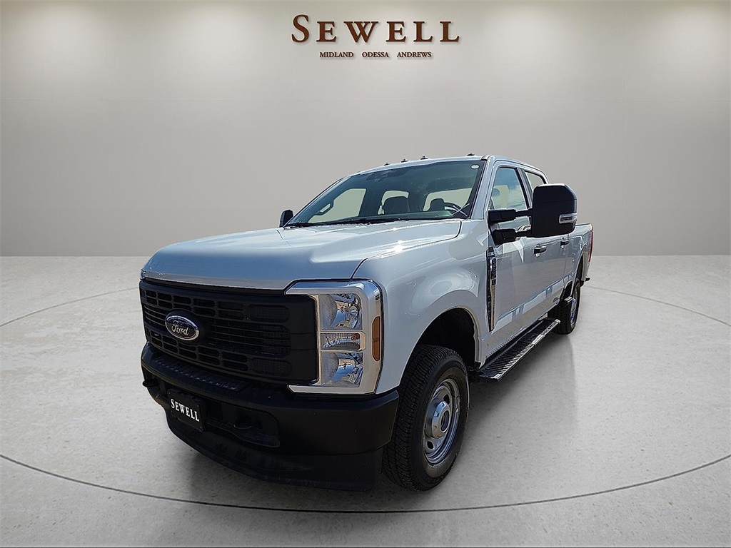 2025 Ford F-250 Super Duty XL's photo