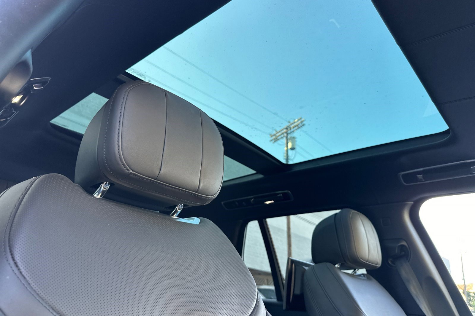 2023 Land Rover Range Rover Autobiography photo 20