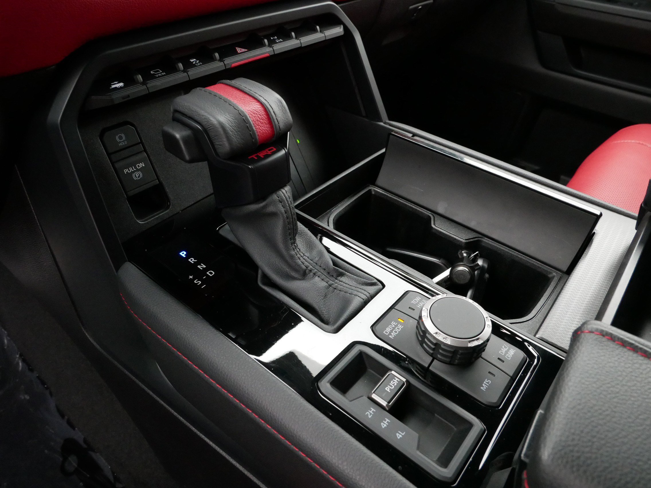 2024 Toyota Sequoia TRD Pro photo 24