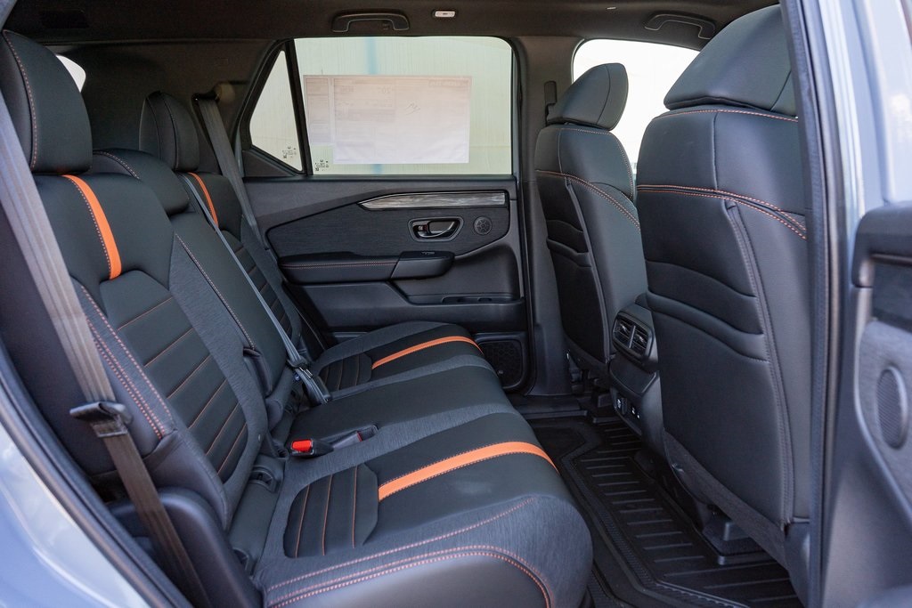 2026 Honda Passport TrailSport photo 13