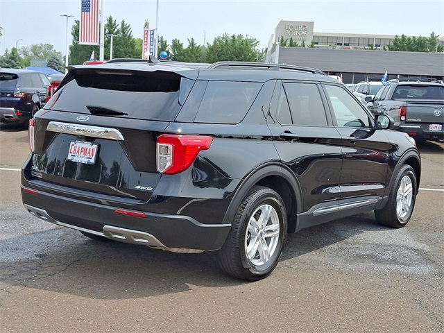2023 Ford Explorer XLT photo 4