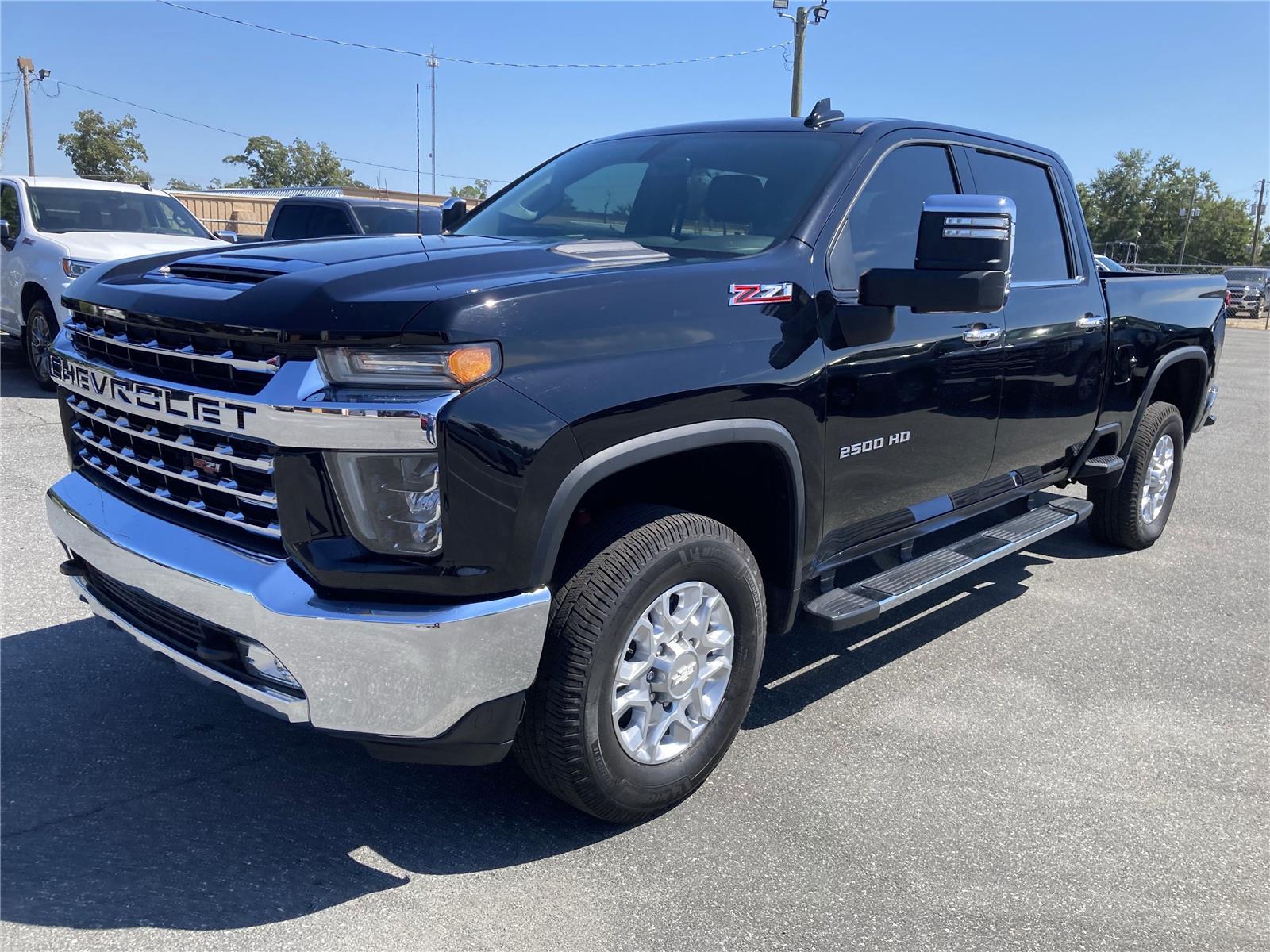 2020 Chevrolet Silverado 2500HD LTZ photo 2