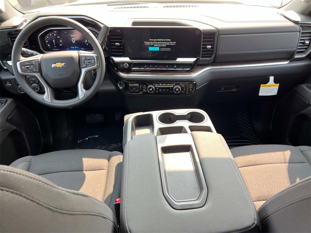 2026 Chevrolet Silverado 1500 LT photo 3