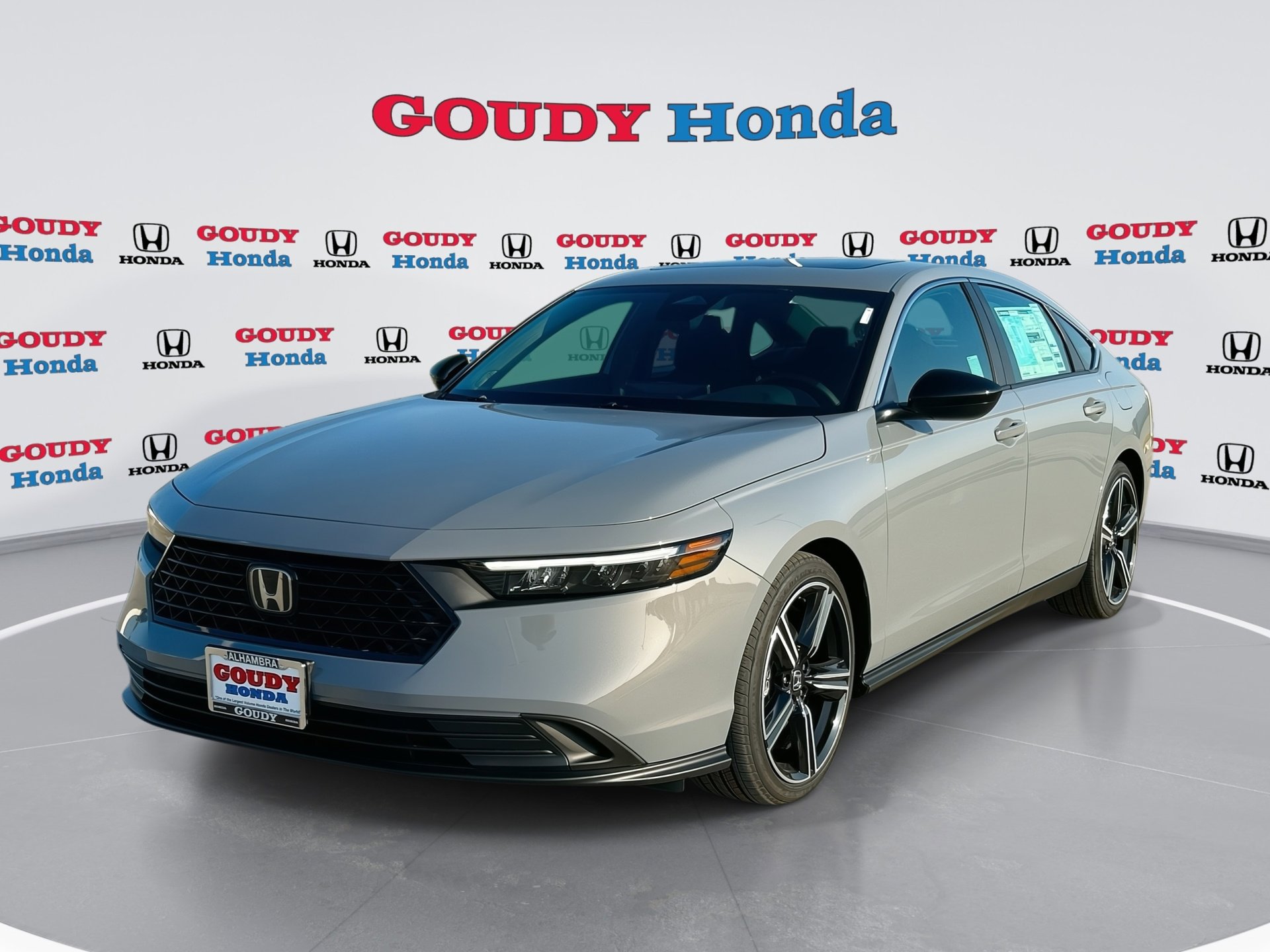 2025 Honda Accord Hybrid Sport's photo