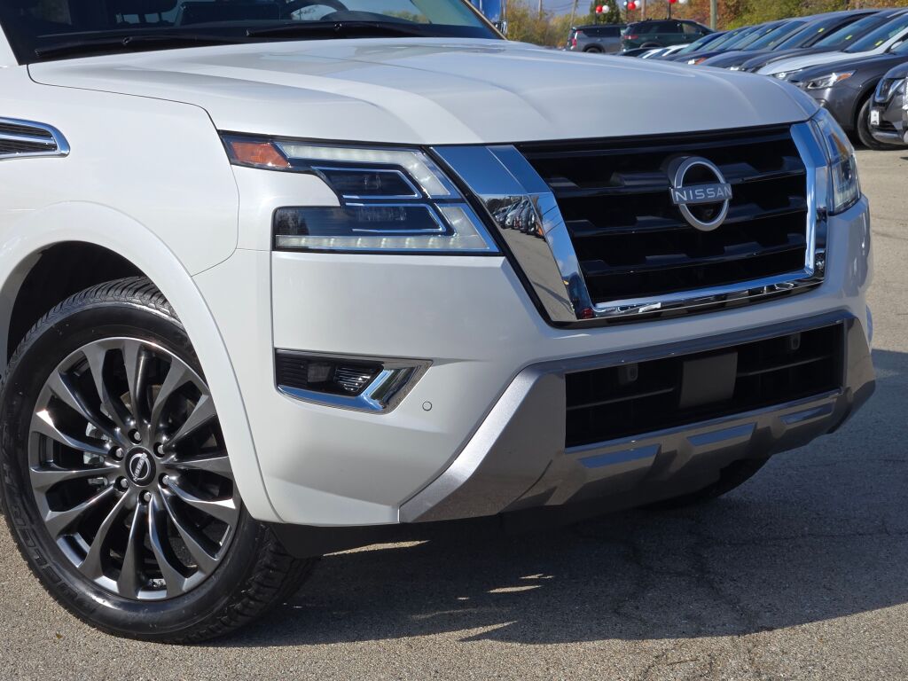2024 Nissan Armada Platinum photo 2