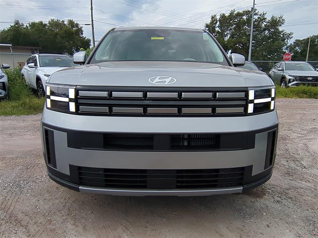 2026 Hyundai Santa Fe SE photo 2