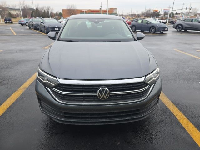 Used 2024 Volkswagen Jetta S with VIN 3VW5M7BU9RM035985 for sale in Romeoville, IL