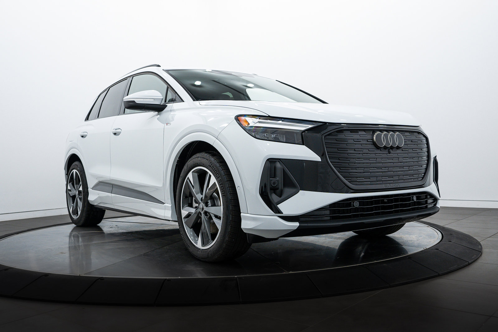 New 2024 Glacier White Audi Premium Plus image 1