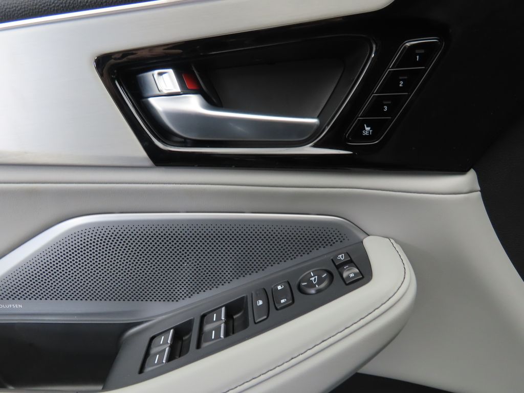 2026 Acura MDX Technology photo 20