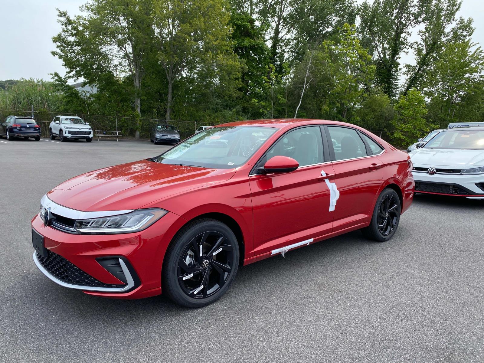 2025 Volkswagen Jetta SE's photo