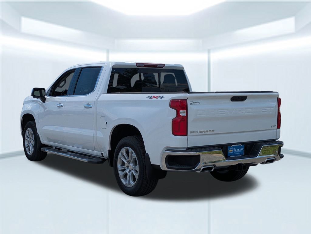 2025 Chevrolet Silverado 1500 LTZ photo 3