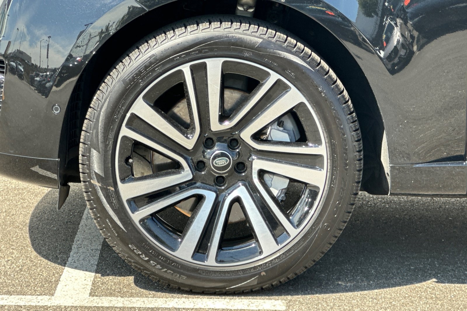 2023 Land Rover Range Rover SE photo 31