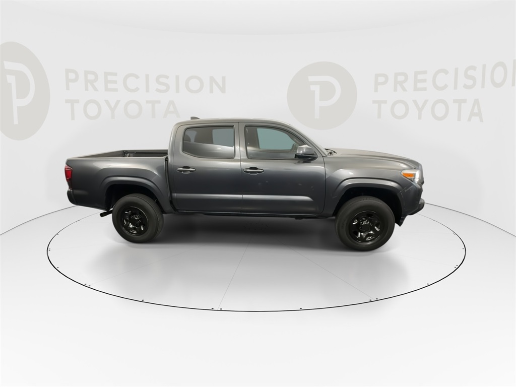 2022 Toyota Tacoma SR5 photo 22