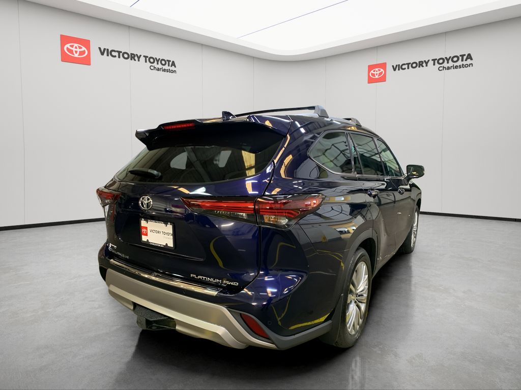 2025 Toyota Highlander XLE XSE Platinum Limited photo 5