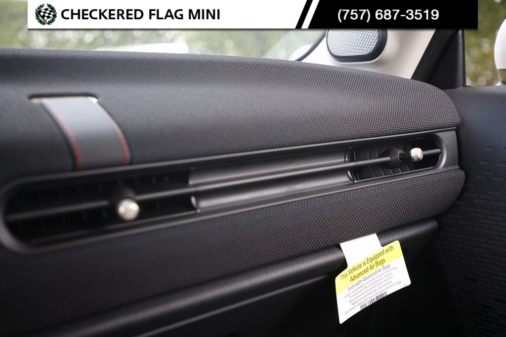 2025 Mini Cooper Hardtop S photo 29
