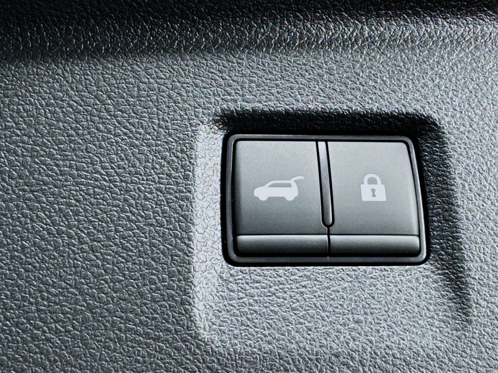 2026 Infiniti QX60 Luxe photo 31