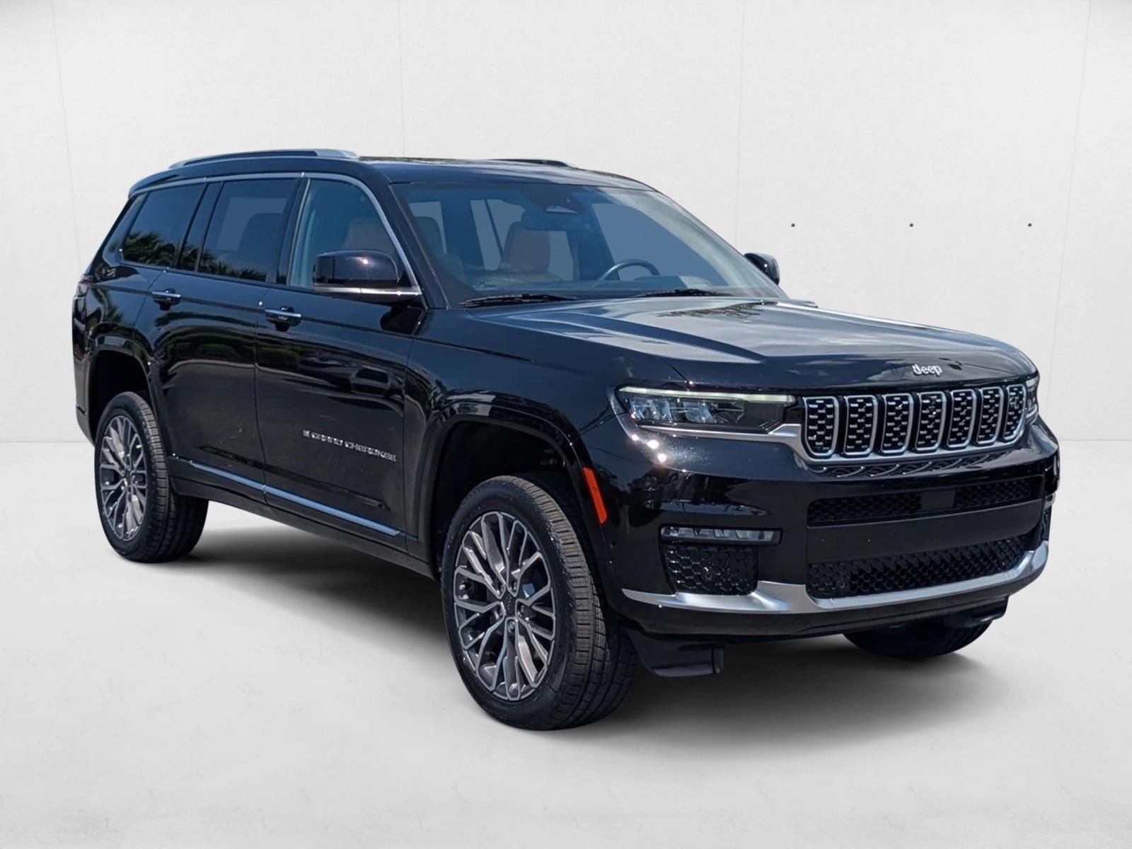 2021 Jeep Grand Cherokee L Summit Reserve photo 3