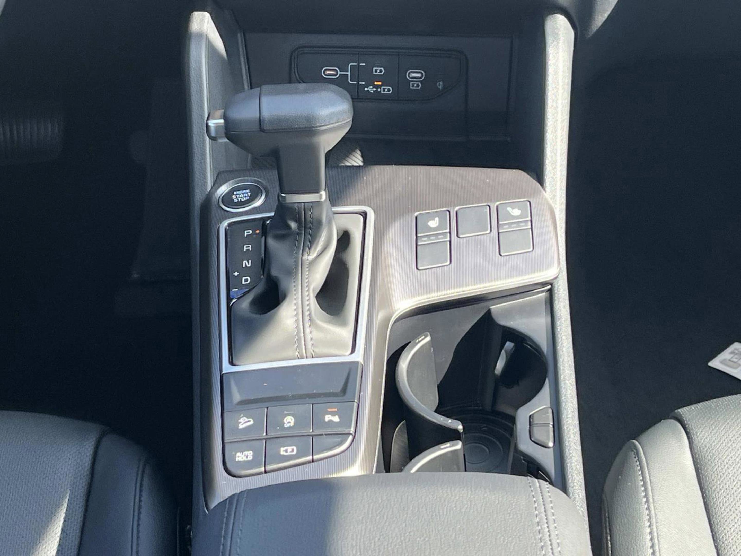 2026 Kia Sportage EX photo 13