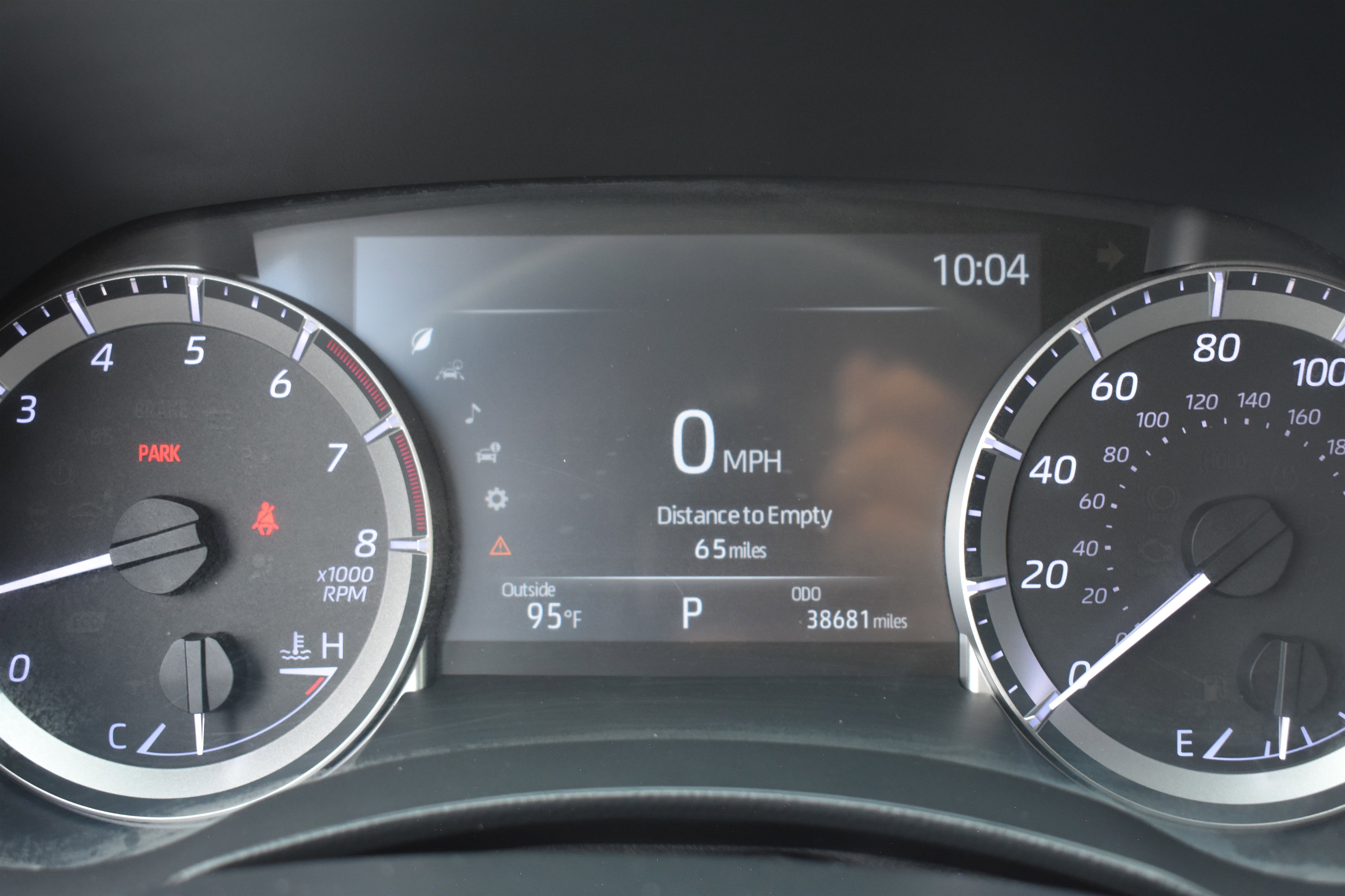 2023 Toyota Highlander L photo 12