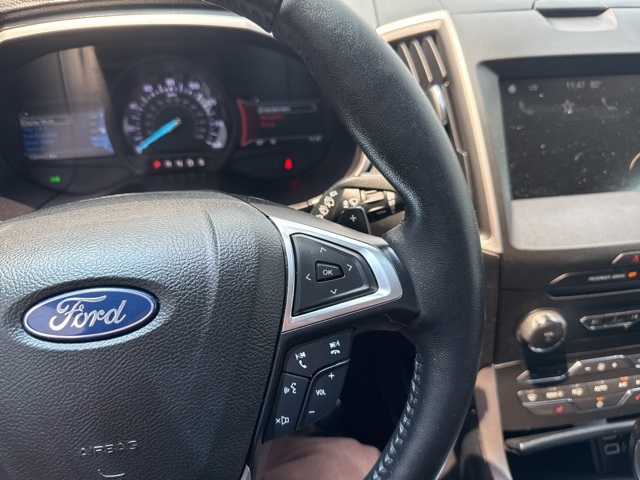 2018 Ford Edge SEL photo 12