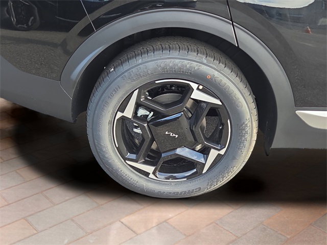 2026 Kia Sportage EX photo 4