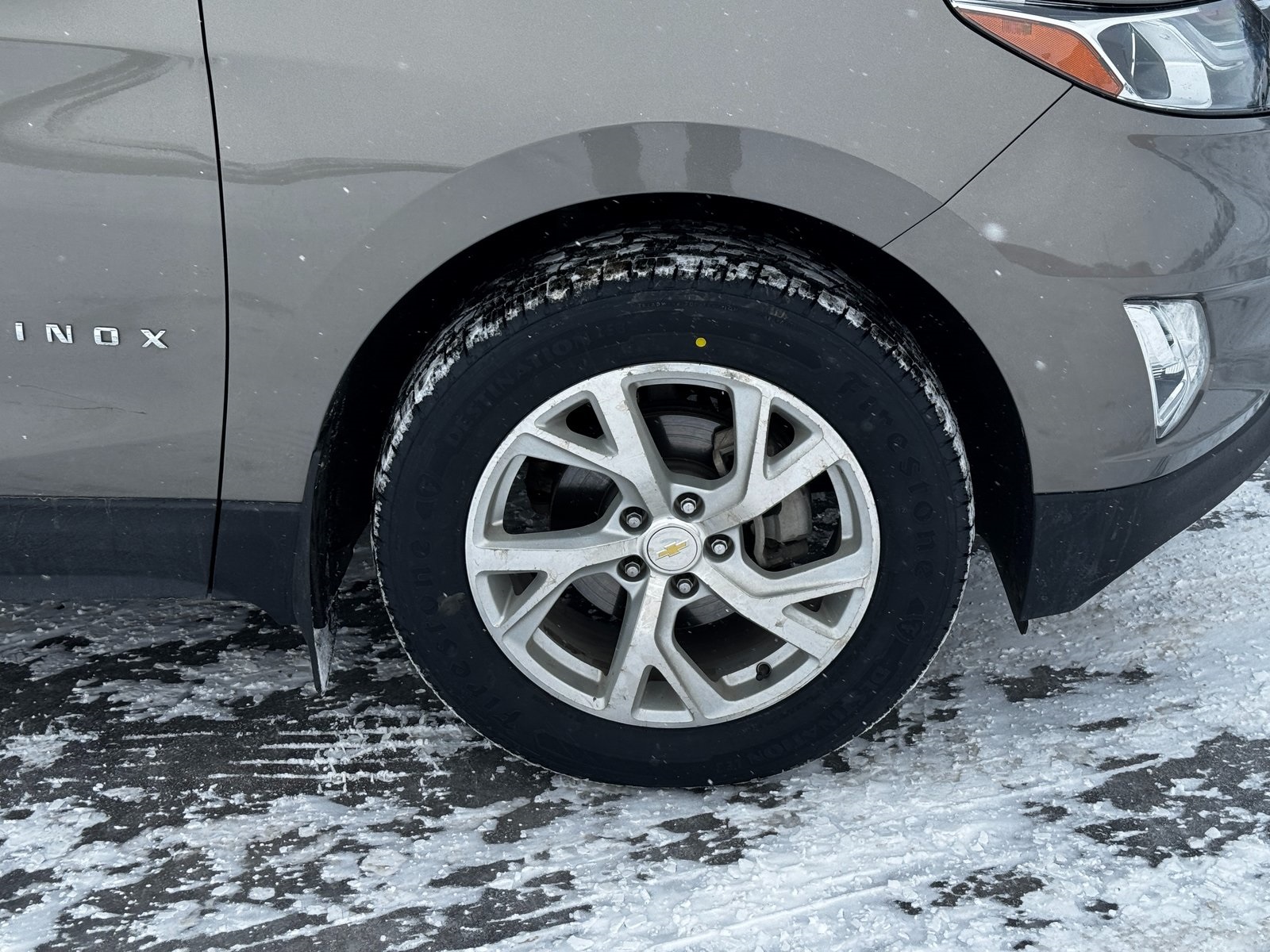 Used 2018 Chevrolet Equinox Premier with VIN 3GNAXVEV9JS516781 for sale in Luverne, Minnesota